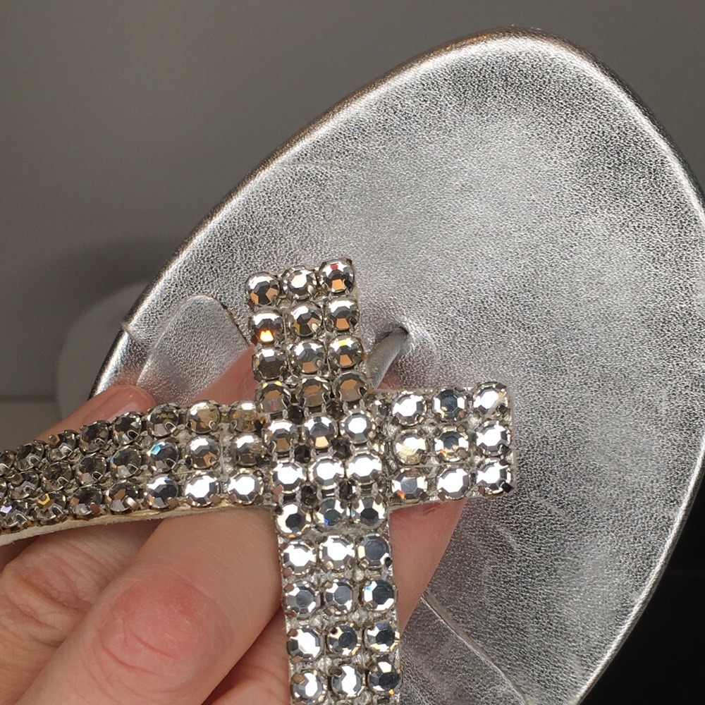 Pelle Moda - Silver Leather and Rhinestones  7.5